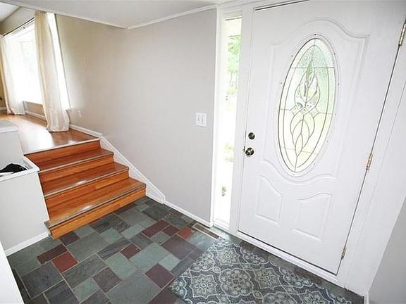 4th image of 3203 Birchfield Dr