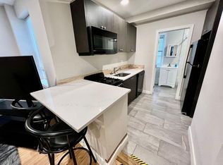 250 South St #2R, Philadelphia, PA 19147