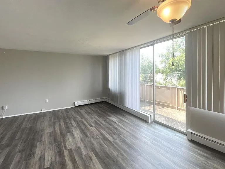 Cultural Gardens Apartments — Photo 9