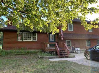 24230 Courtney Ln, Sedalia, MO 65301