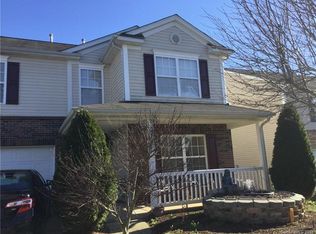 9715 Hollystone Ln, Charlotte, NC 28215