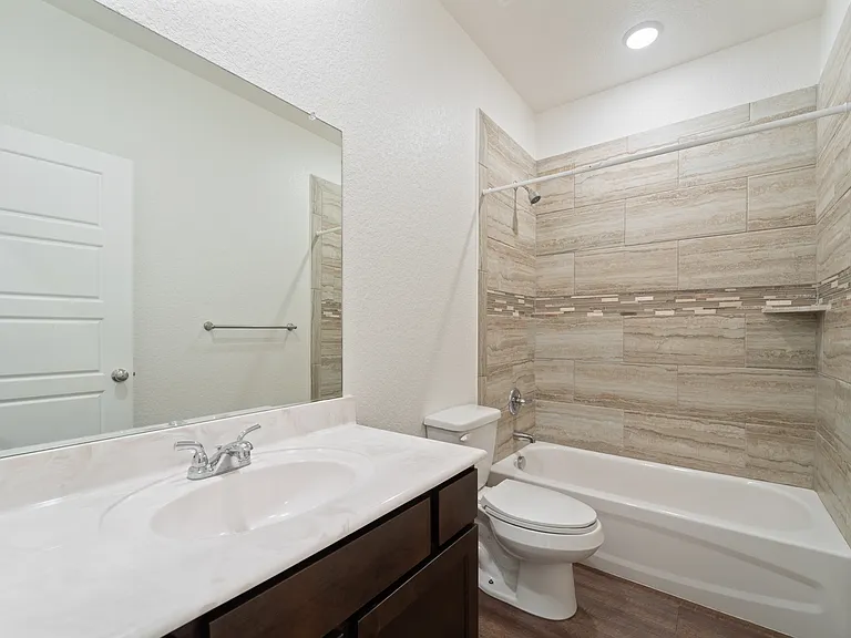 1110 Carlsberg Dr #B — Photo 11