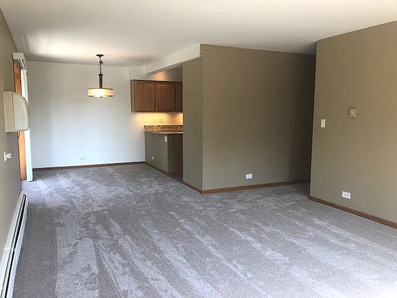 4th image of 1375 Rebecca Dr APT 202