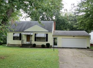 1383 Westover Dr SE, Warren, OH