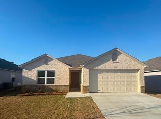 1226 Agogo Ln, Conway, AR 72034