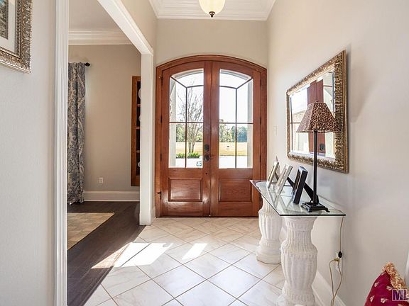 4th image of 59320 Island Dr
