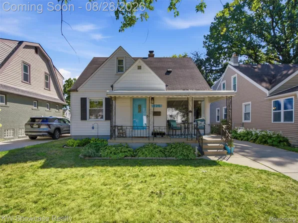 125 S Edgeworth Ave, Royal Oak, MI 48067