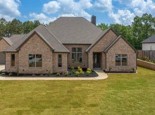 130 Elk Dr, Longview, TX 75605