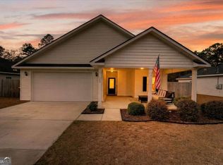 1213 Market St, Darien, GA 31305