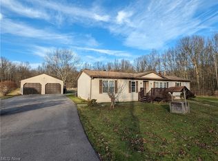 10267 Cableline Rd, Newton Falls, OH 44444