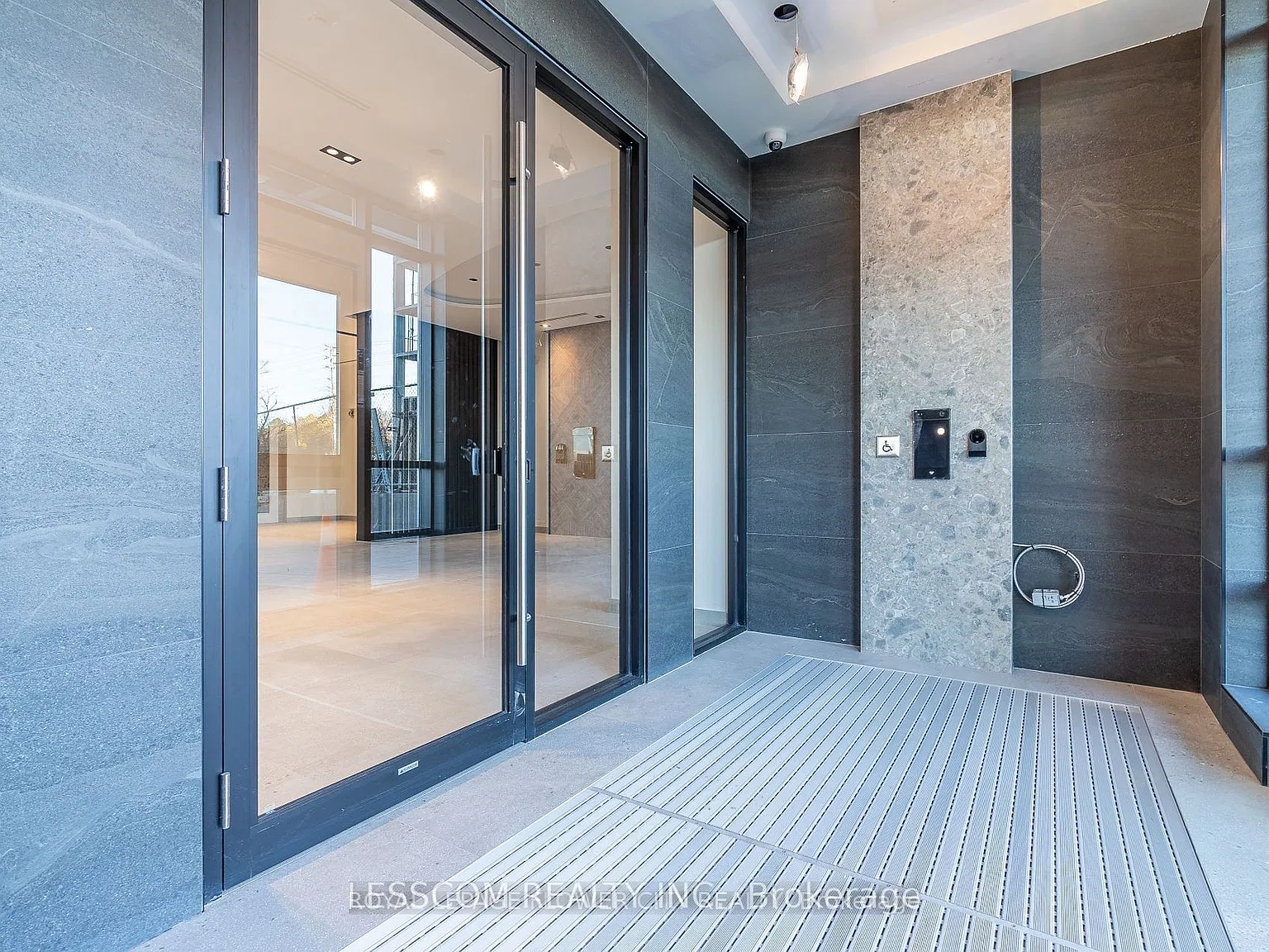 1 bed, $2,199 — Photo 3
