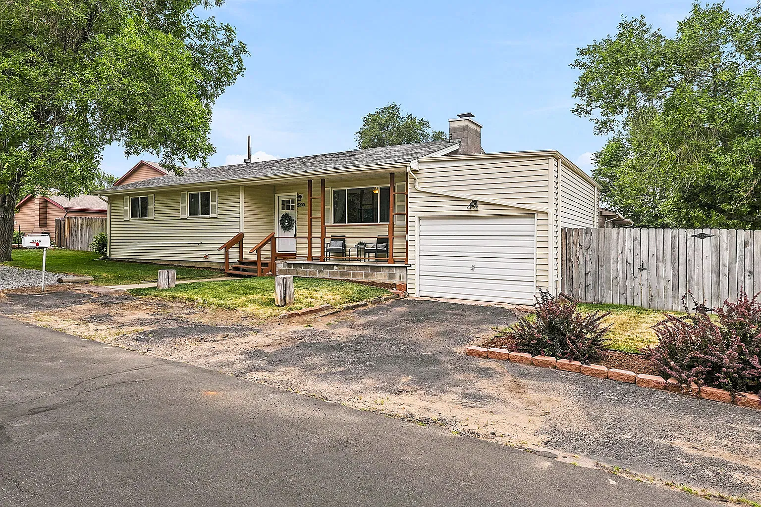 3 bed, 1115 sqft, $2,695 — Photo 2