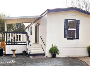 2400 W Midvalley Ave SPACE P3, Visalia, CA 93277