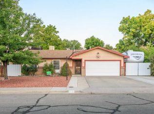 2101 Zuni Dr, Farmington, NM 87401