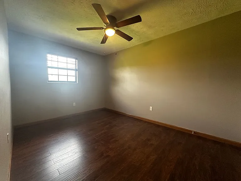 5297 Stuffel Rd — Photo 16