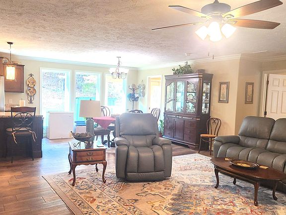 4th image of 35 Prickley Pear Patch Ln