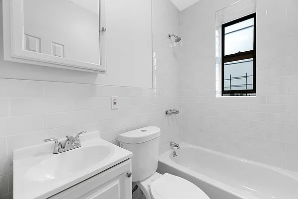 Rented by REAL New York | media 15
