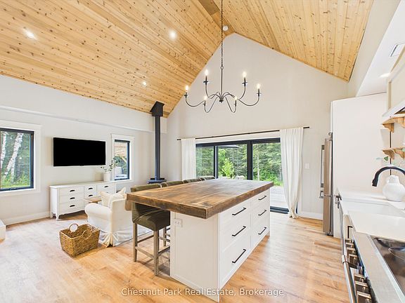 5th image of 622 Fish Lake Rd