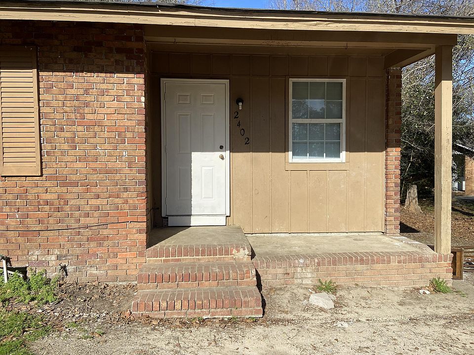 1st image of 2402 Knox Dr