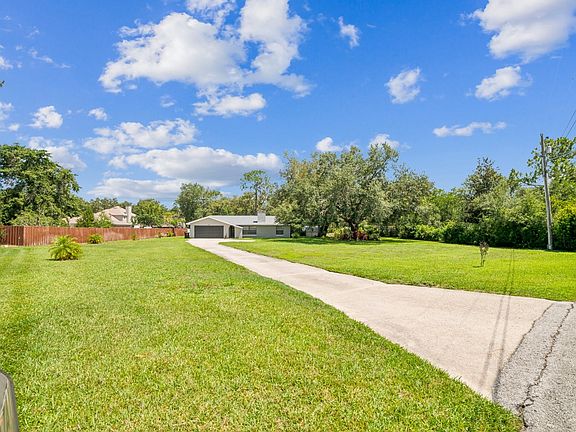 4th image of 3741 White Oak Ct