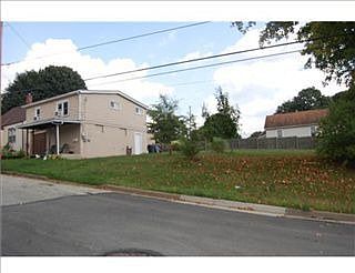 2nd image of 1204 Arlington Ave