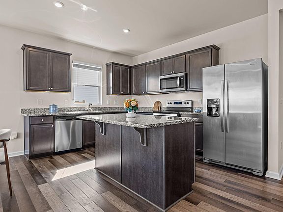 4th image of 3525 Polygon Pl