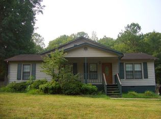 108 Robert Hendrix Dr, Carrollton, GA 30117