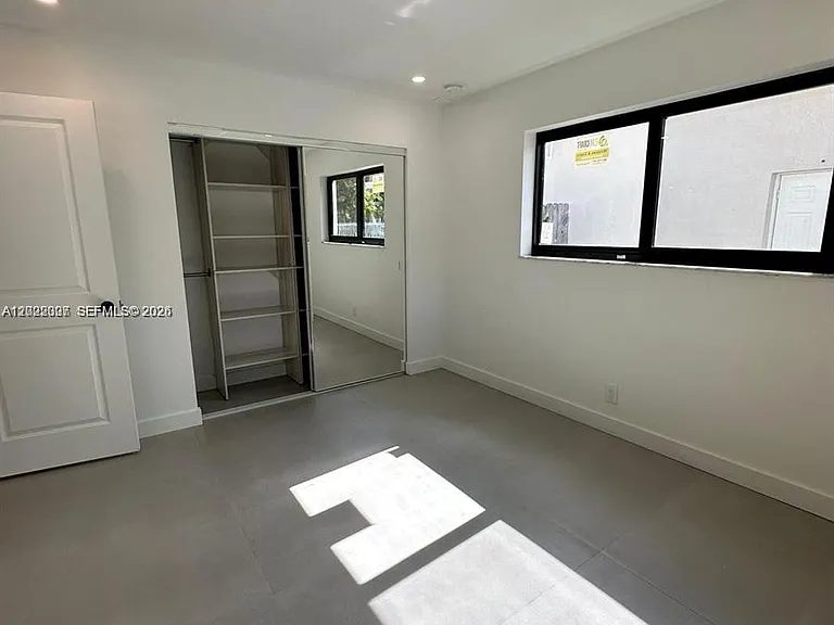 4901 Washington St — Photo 7