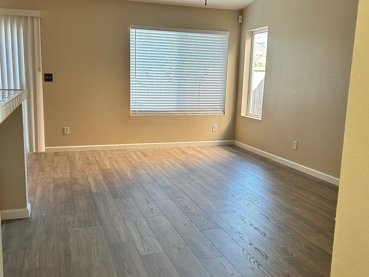 4 bed, 1700 sqft, $4,000 — Photo 4