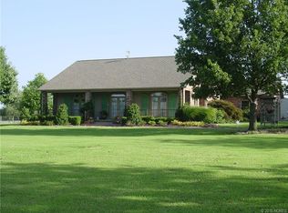 7623 E 116th St N, Collinsville, OK 74021