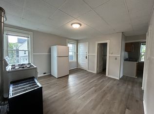 1 Lund St APT 2, Worcester, MA 01607