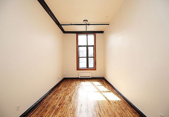 2nd image of 250 Moore St APT 108
