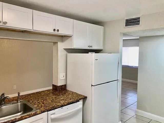 6043 10th Ave N #130 — Photo 7