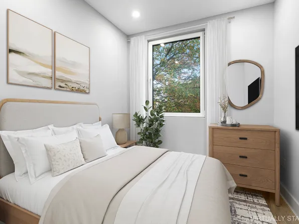 434 Throop Avenue image 7 of 15