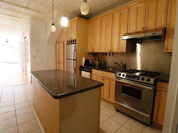 2nd image of 101 W 27th St APT 2