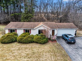 N1191 Walworth St, Genoa City, WI 53128