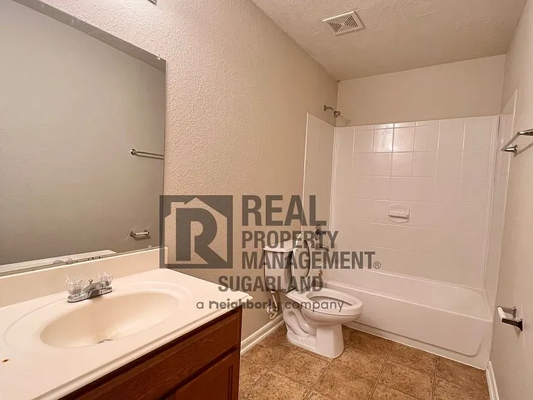 2706 Skyview Downs Dr — Photo 20