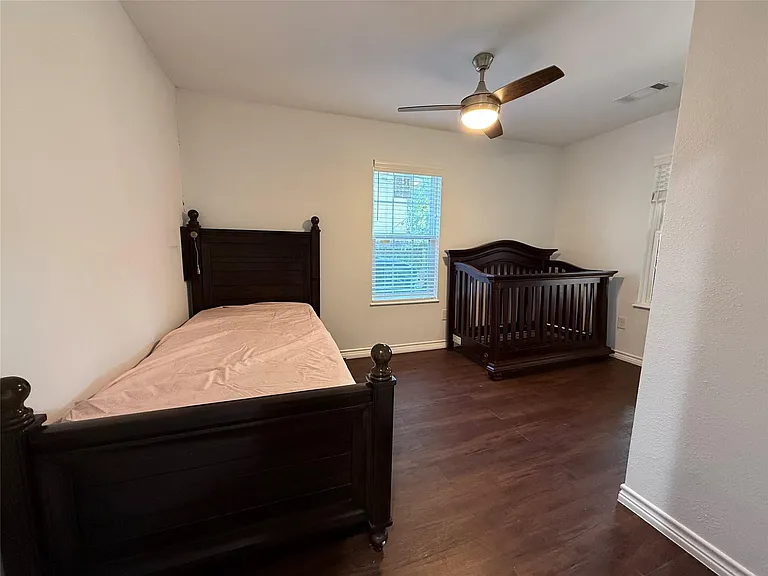 1717 Weber St — Photo 11