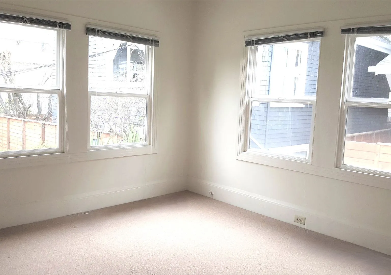 2718 College Ave. — Photo 4