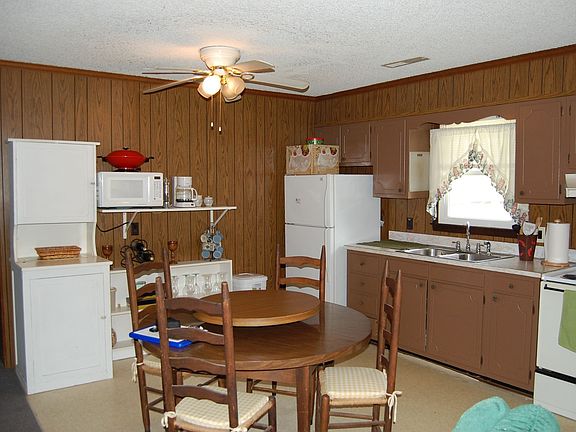 Kitchen-right side of house