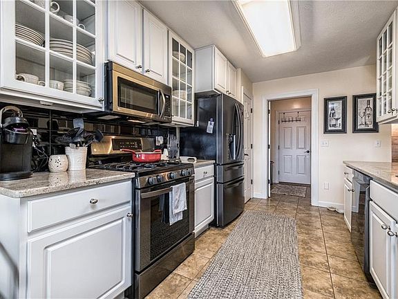 3rd image of 1167 Briarcliff Dr #29