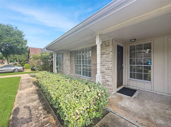 19411 Lazy Valley Dr, Katy, TX 77449