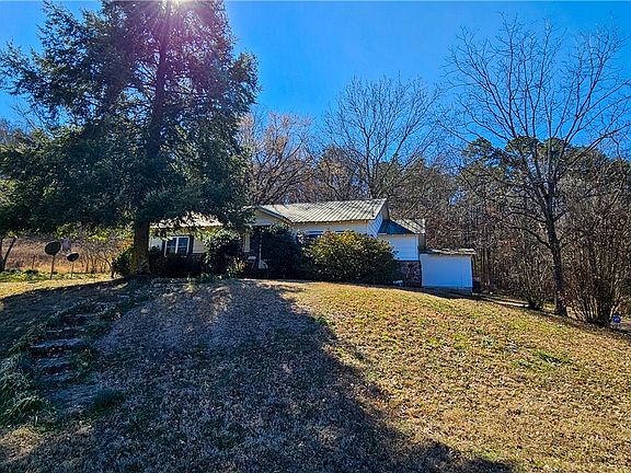 2nd image of 1321 Buttermilk Rd