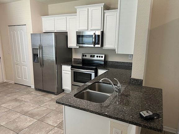 3rd image of 711 Servia Dr #1