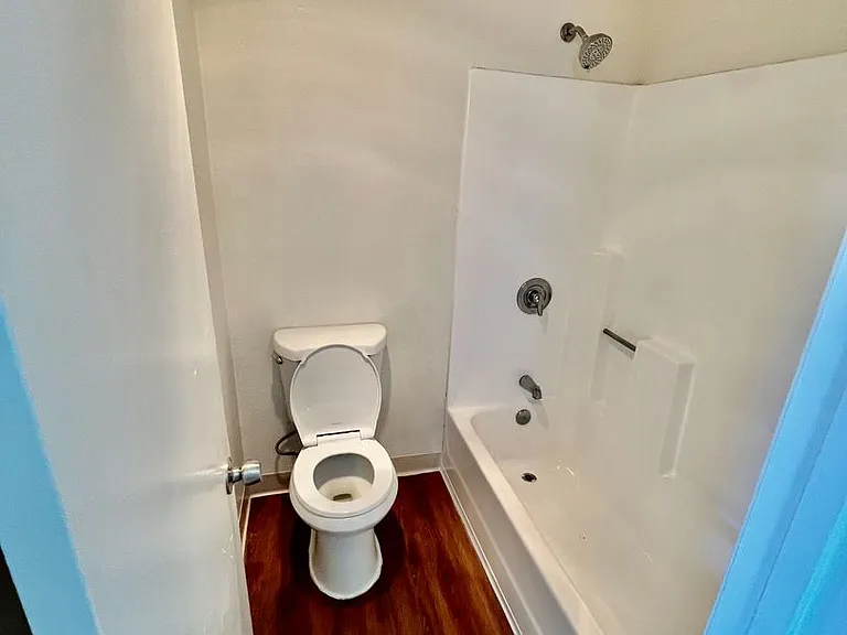 1505 Alvarado St — Photo 11