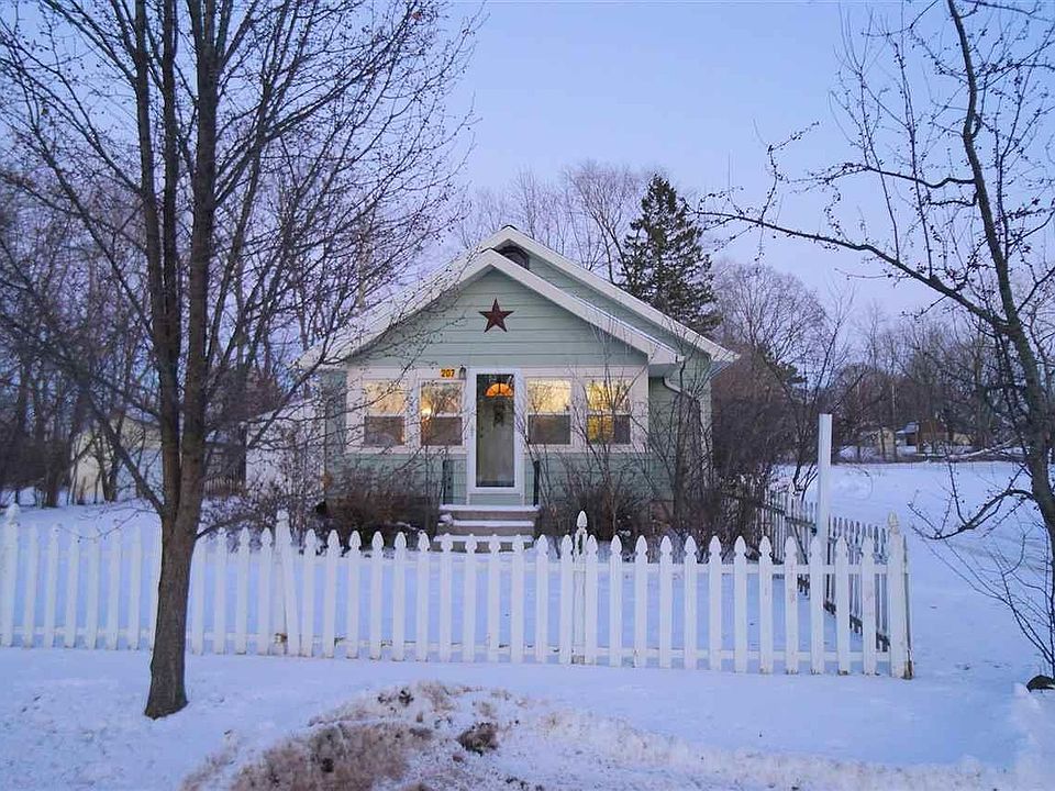 1st image of 207 Woodland Ave