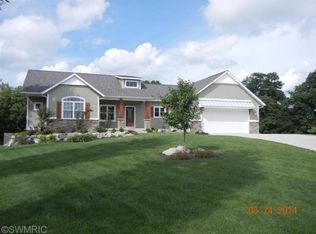 2231 Outback Dr, Hudsonville, MI 49426