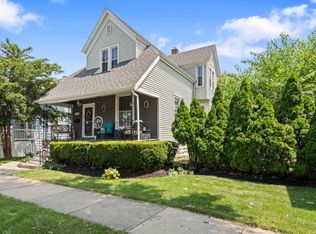 3621 Vernon Ave, Brookfield, IL 60513