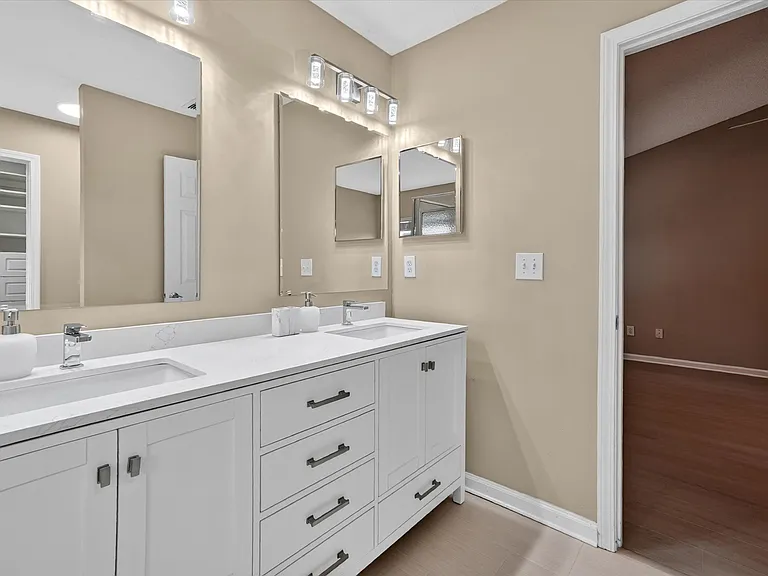 863 S Lilac Loop — Photo 21