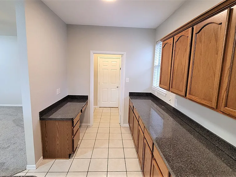 3408 Columbus St — Photo 7